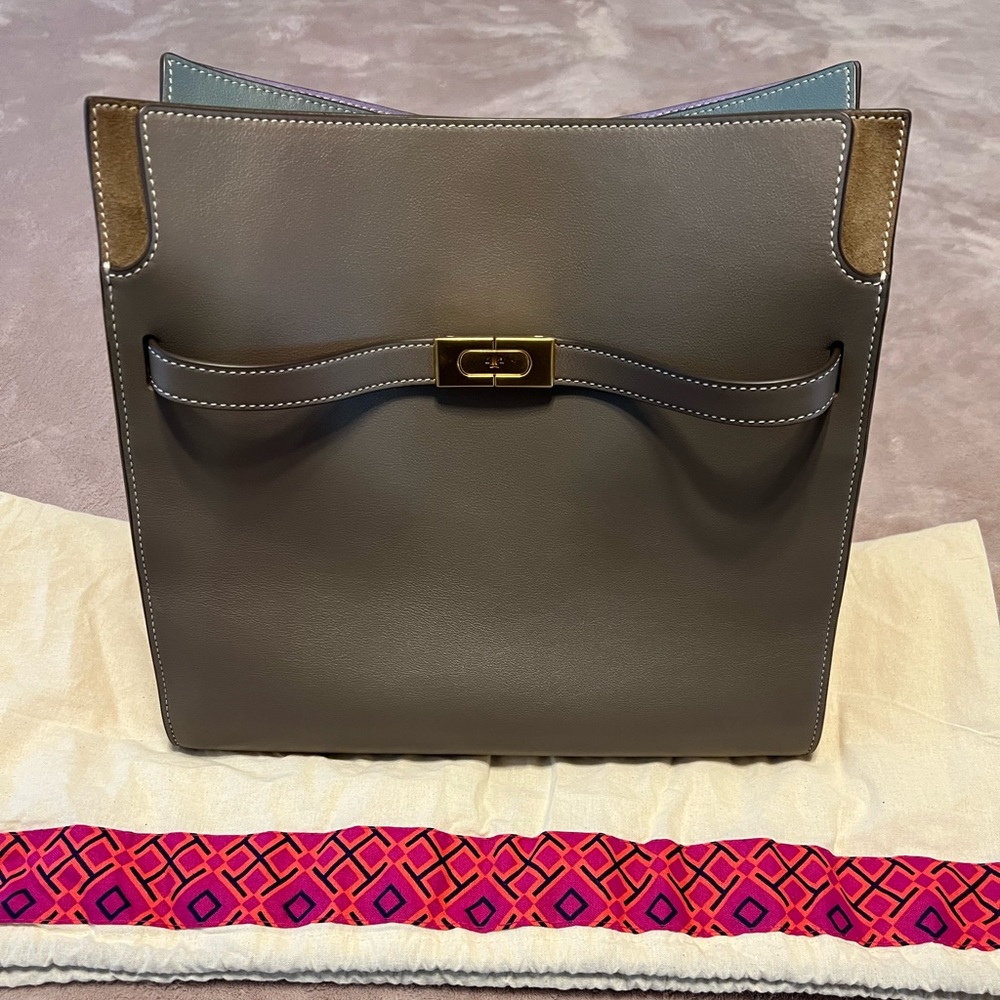 Tory Burch Lee Radziwill double bag